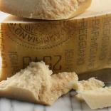 iGourmet - Parmigiano Reggiano DOP 24 Month Top Grade 0